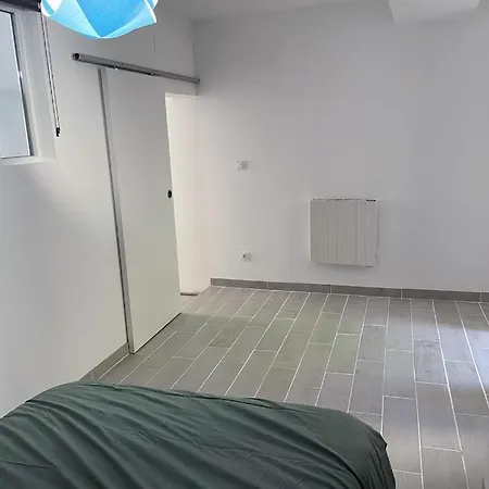 Le Cosy - T2 Avec Petite Cour Dans Centre Historique De Apartament Nérac